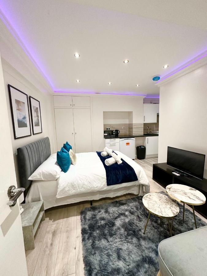 London Charm - Stylish Studio In Kensington Εξωτερικό φωτογραφία